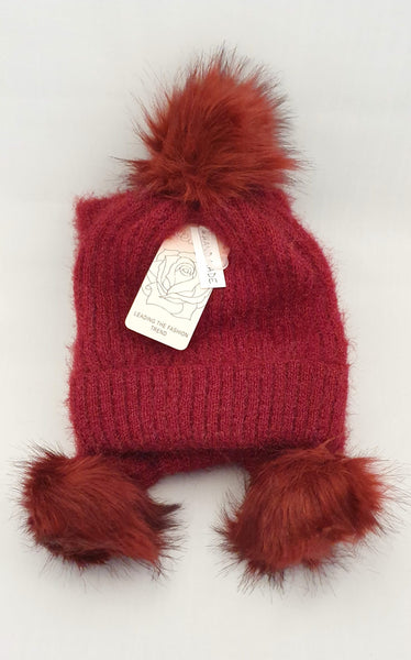 Ladies Winter Hat and Bobble Scarf Set Red